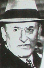 050.JPG